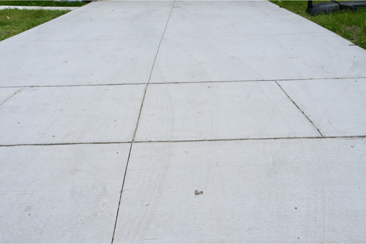 concrete driveway leveling